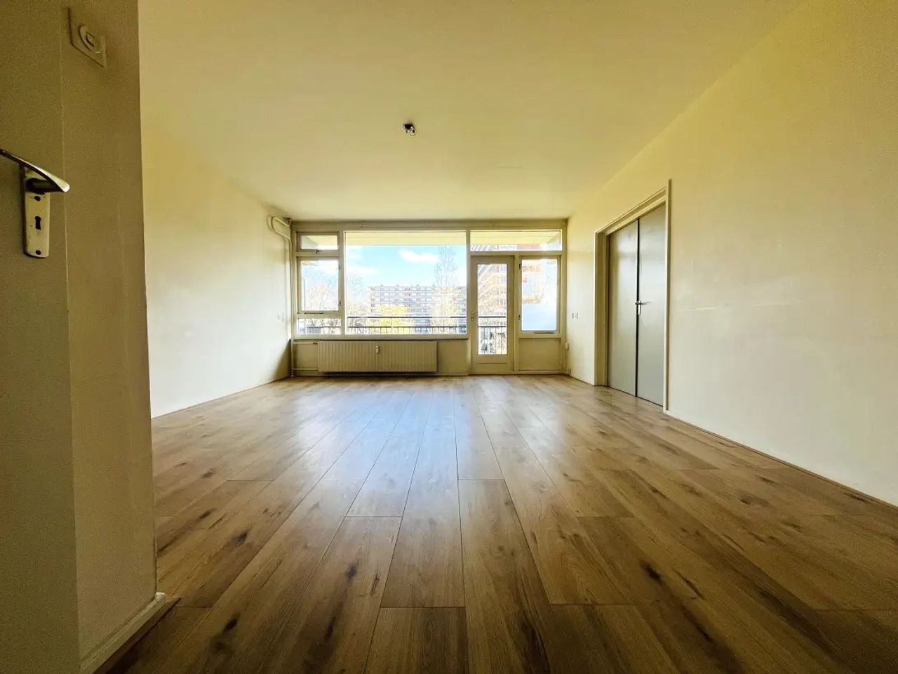 Renovated 2-bedroom apartment with A+ energy label - Image 4
