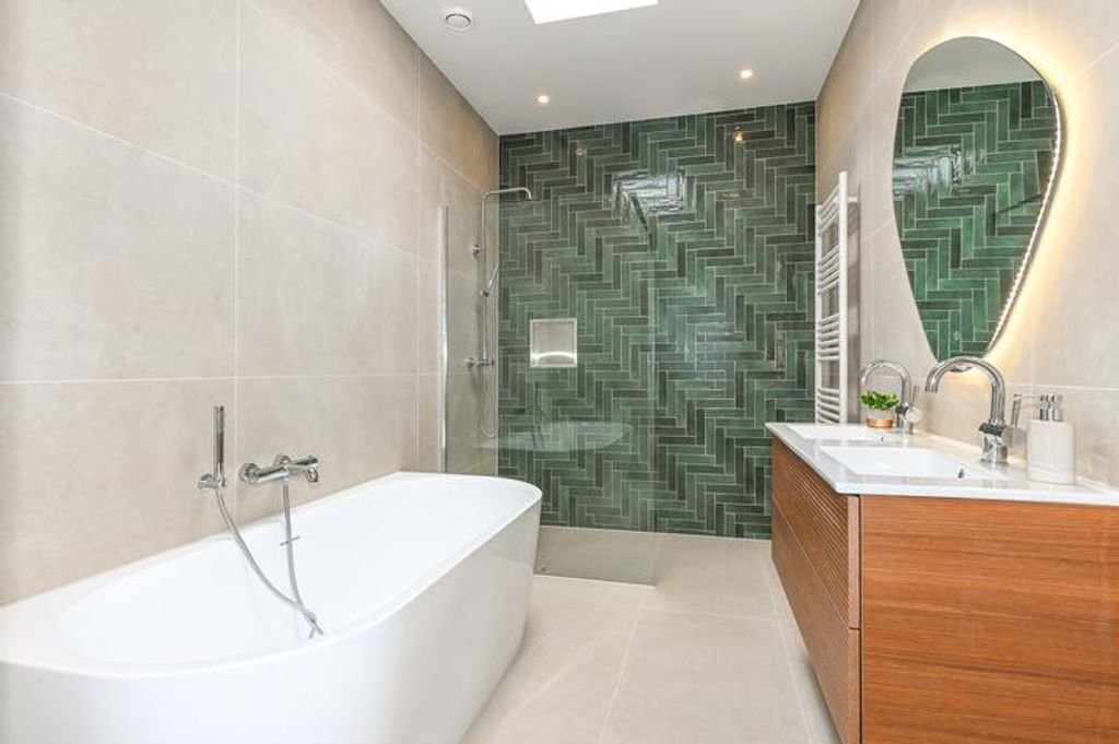 Renovated upper house (147 m²) with energy label A - Image 3