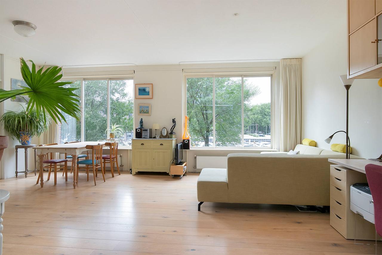 Furnished 1-Bedroom Apartment at Westerdok - Image 5