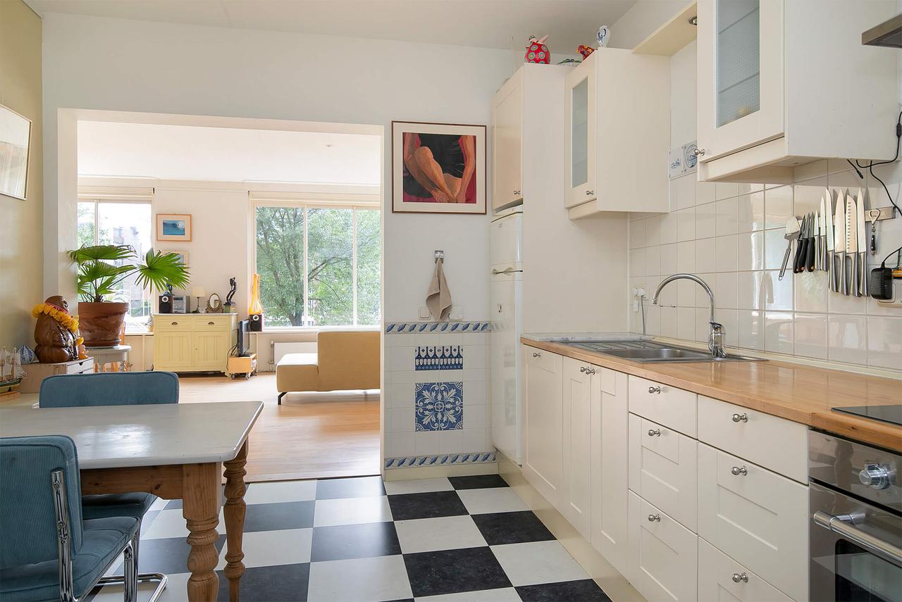 Furnished 1-Bedroom Apartment at Westerdok - Image 9