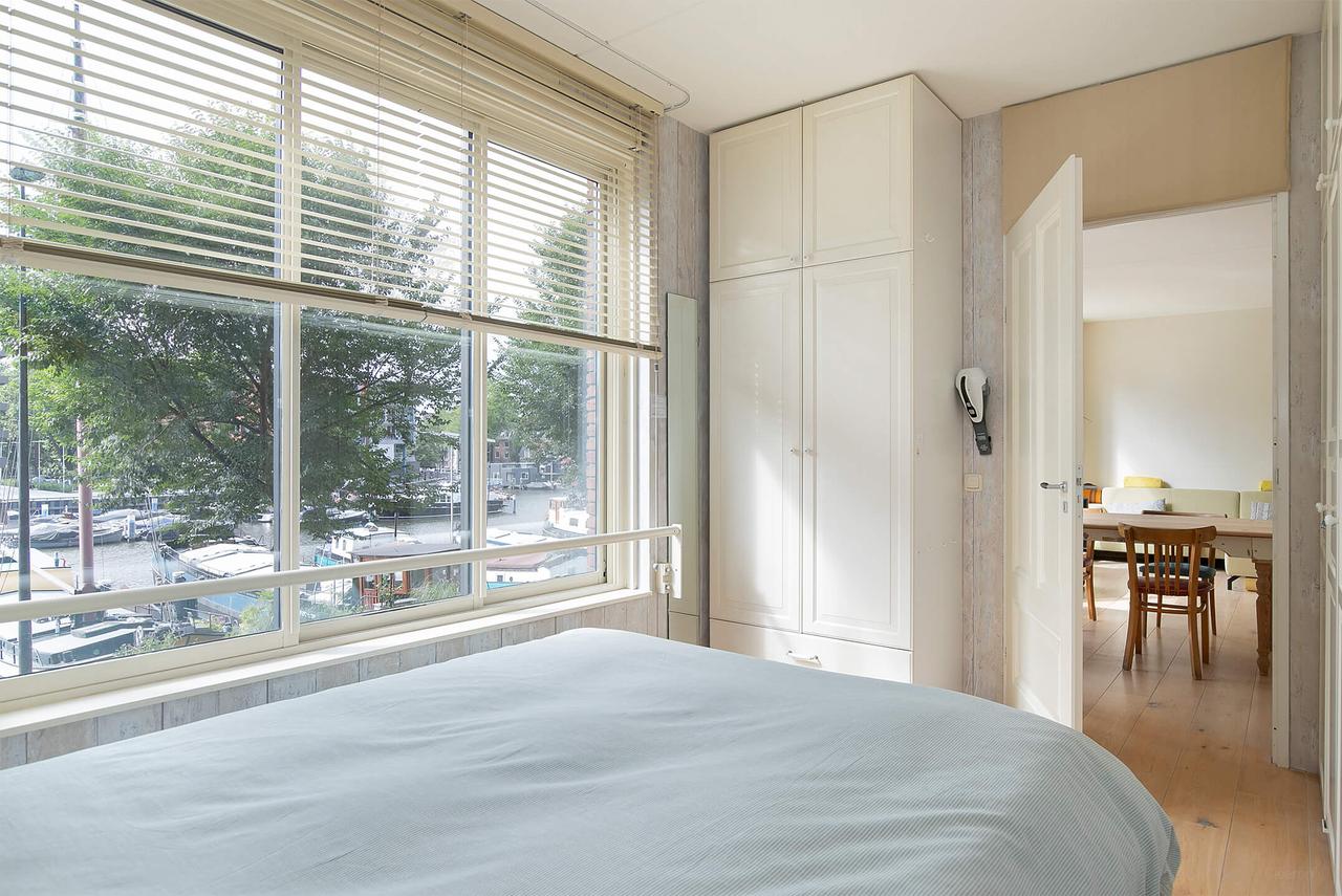 Furnished 1-Bedroom Apartment at Westerdok - Image 16