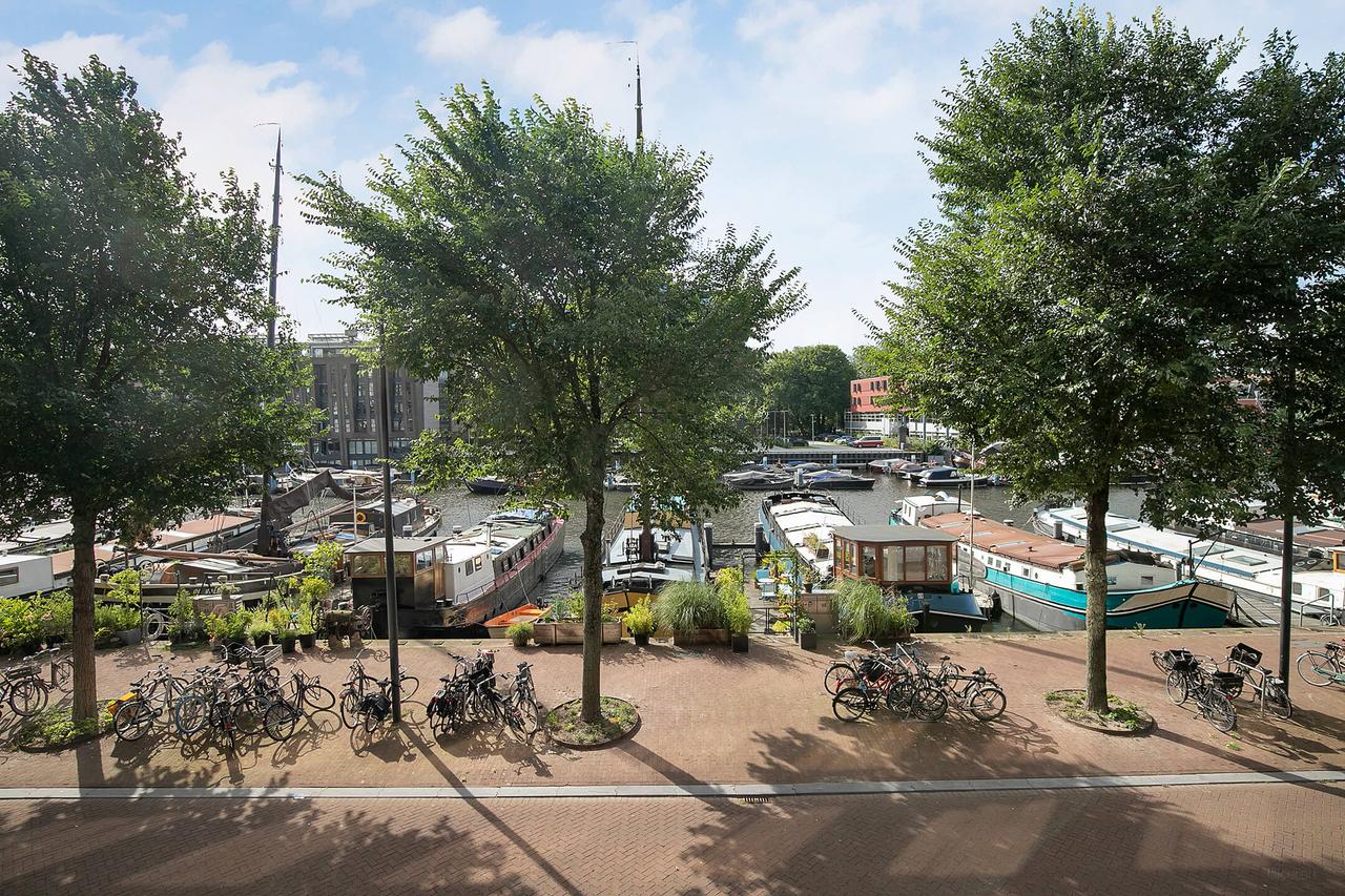 Furnished 1-Bedroom Apartment at Westerdok - Image 18