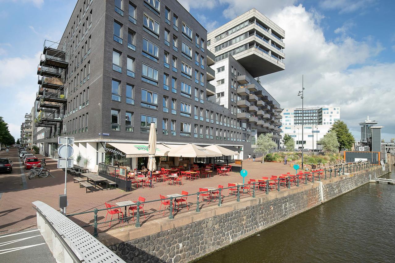 Furnished 1-Bedroom Apartment at Westerdok - Image 21