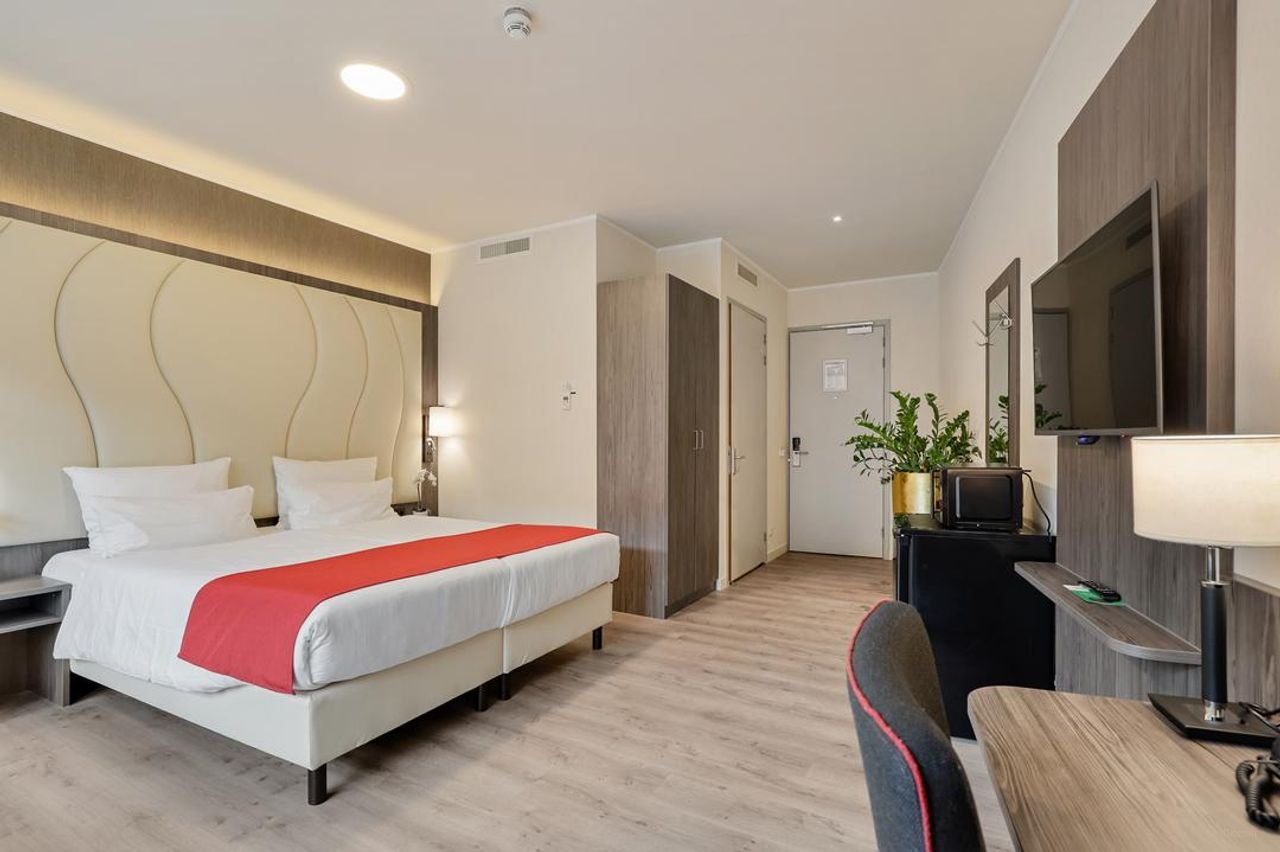 Turn-key studio met gym in hartje Den Haag - Afbeelding 1