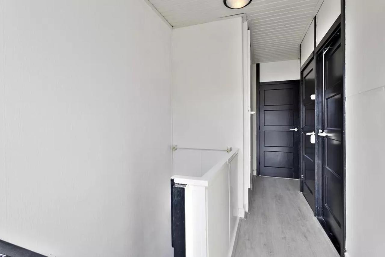 137 m² herenhuis met 5 slaapkamers - Afbeelding 14