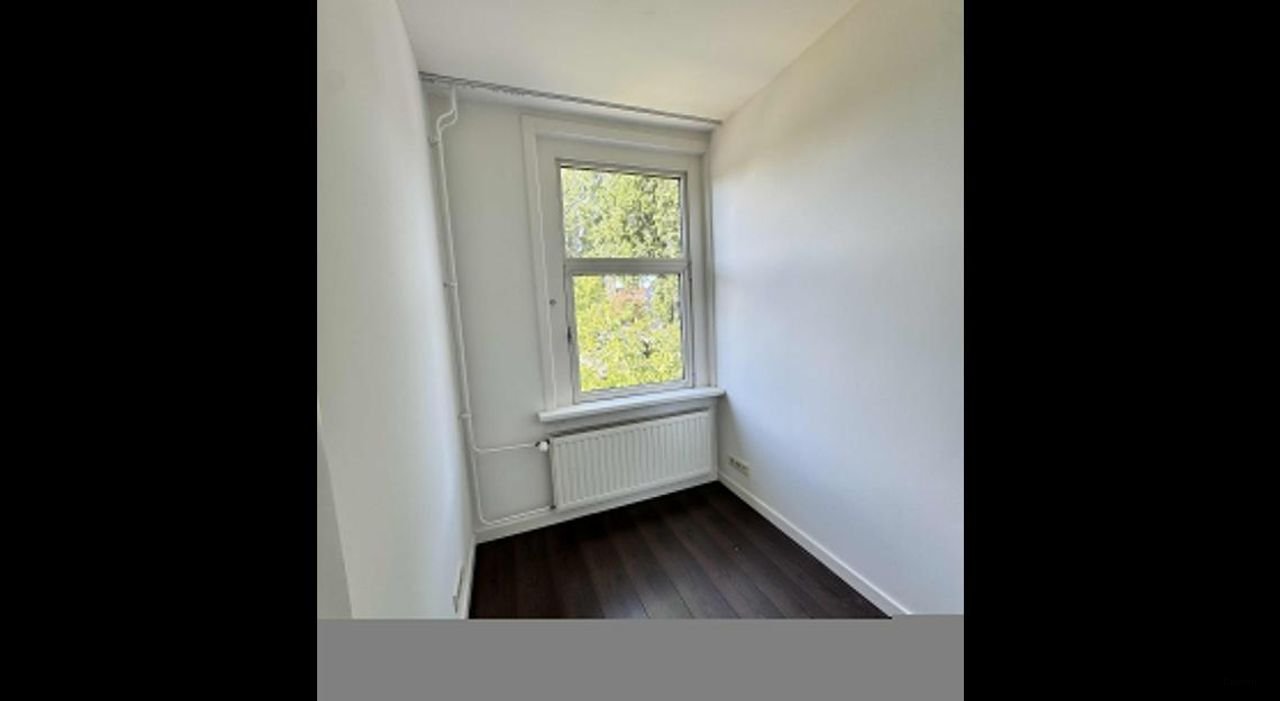 Ruime bovenwoning aan het Mariotteplein - Afbeelding 18