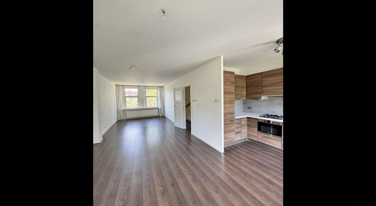 Ruime bovenwoning aan het Mariotteplein - Afbeelding 6