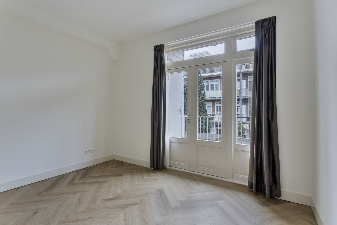 Licht 3-kamerappartement in Rivierenbuurt - Afbeelding 5