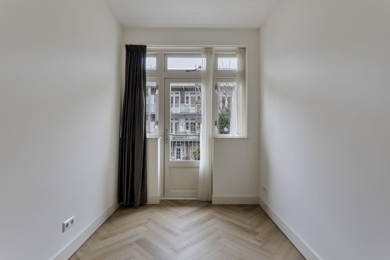 Licht 3-kamerappartement in Rivierenbuurt - Afbeelding 7