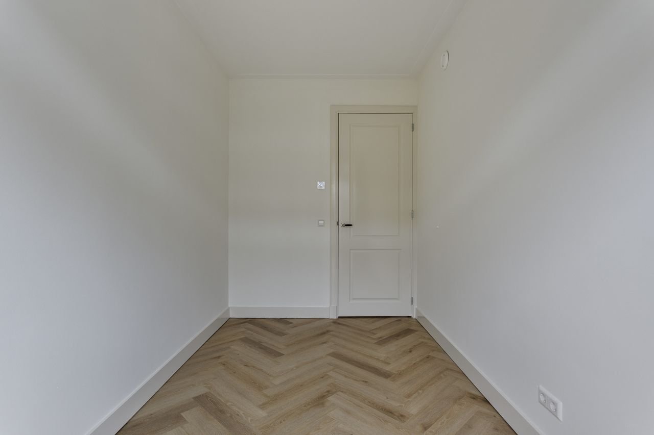 Licht 3-kamerappartement in Rivierenbuurt - Afbeelding 8