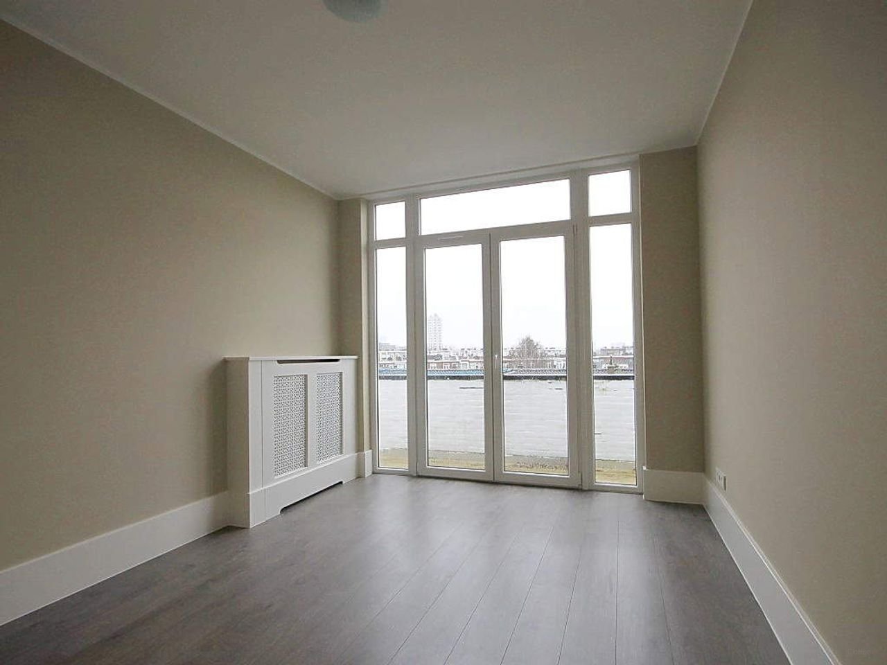 Groot 4-kamer appartement in Moerwijk - Afbeelding 15