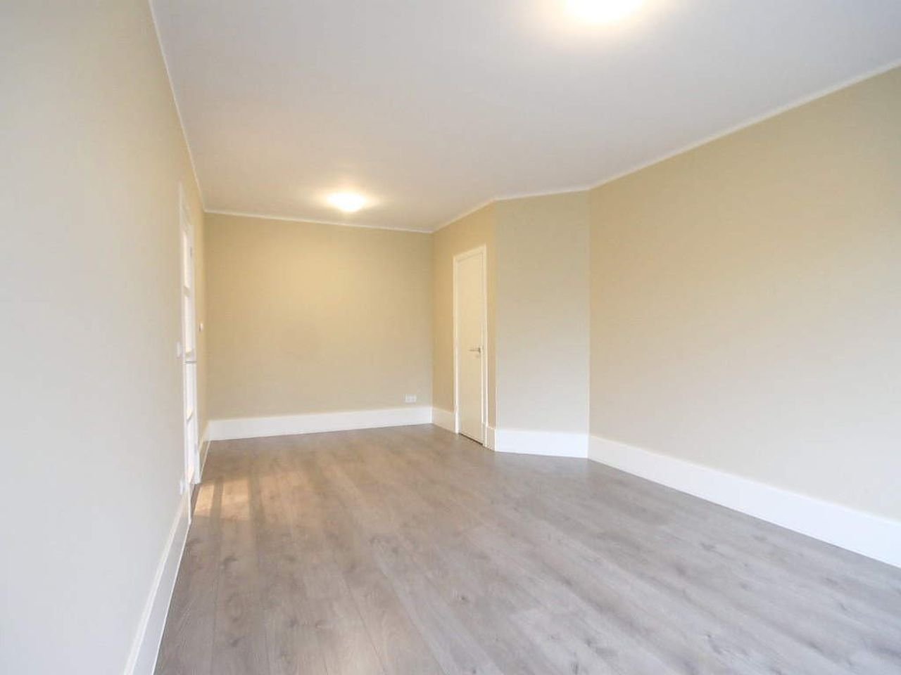 Groot 4-kamer appartement in Moerwijk - Afbeelding 7