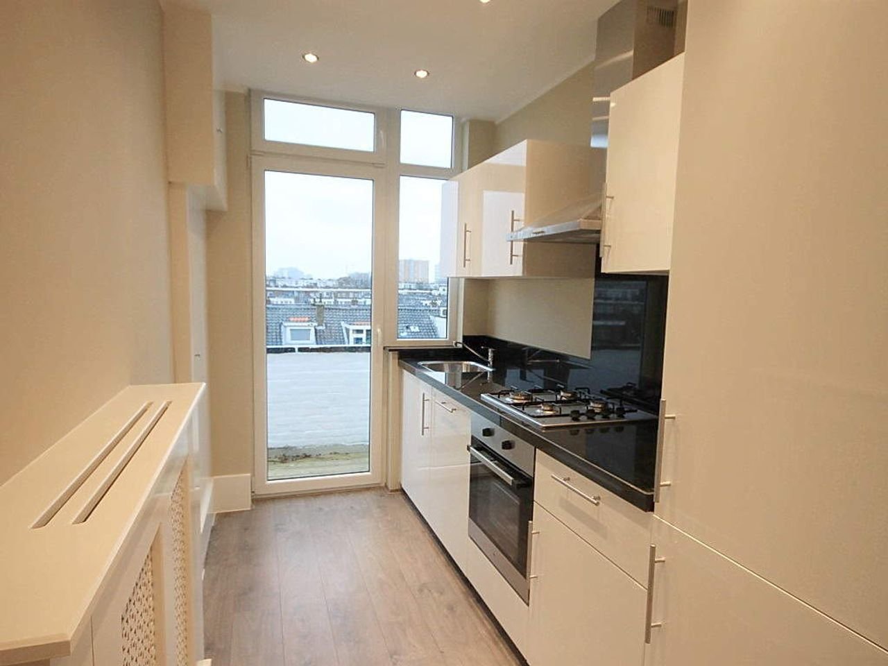 Groot 4-kamer appartement in Moerwijk - Afbeelding 21