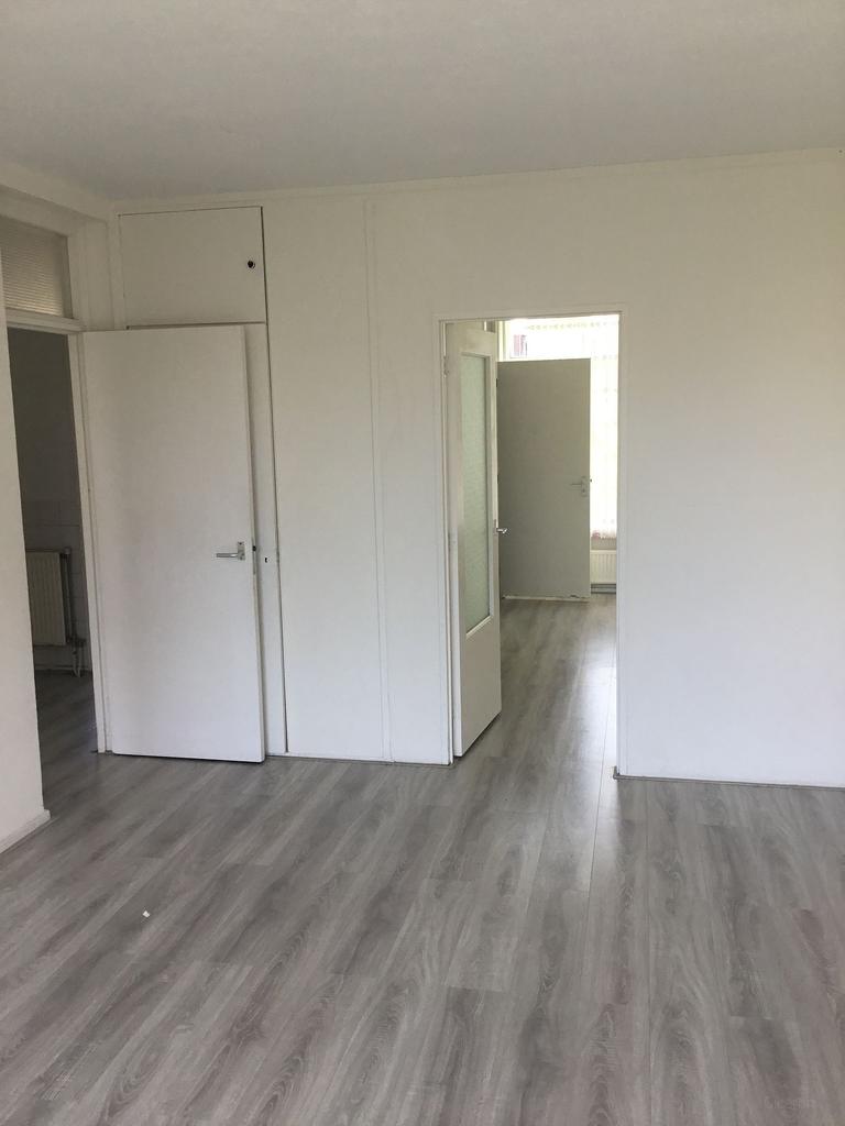 3-kamerappartement in Schiedam van 72 m² - Afbeelding 2