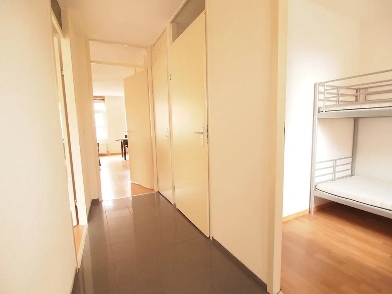 Bright 2-Bedroom Apartment in the Heart of Brielle - Image 7