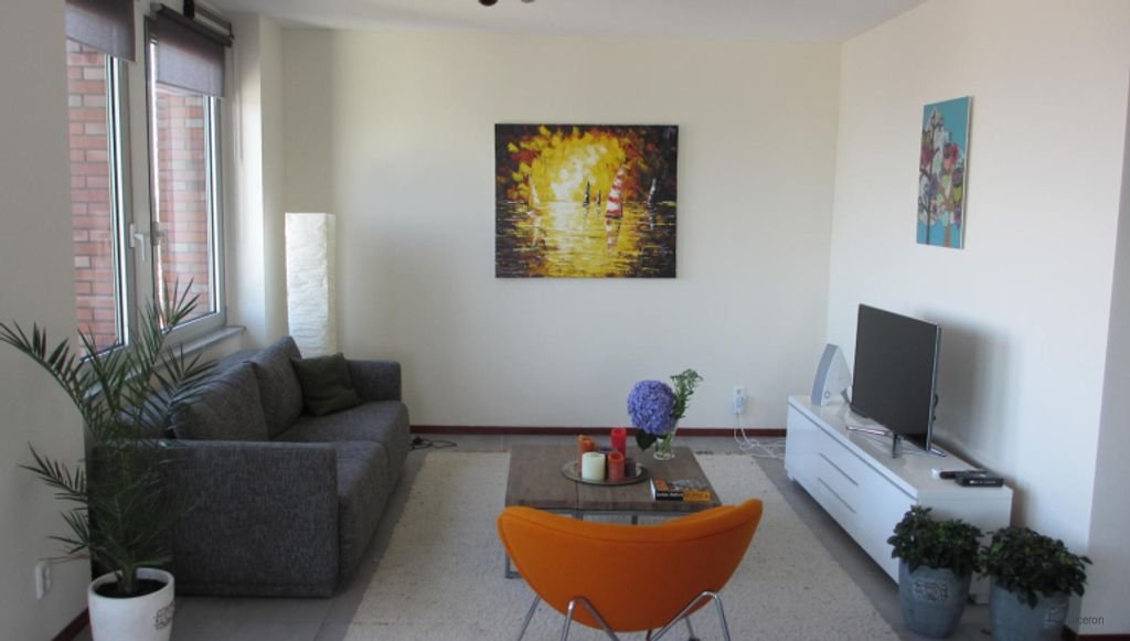Appartement op de 17e etage met uitzicht - Afbeelding 1