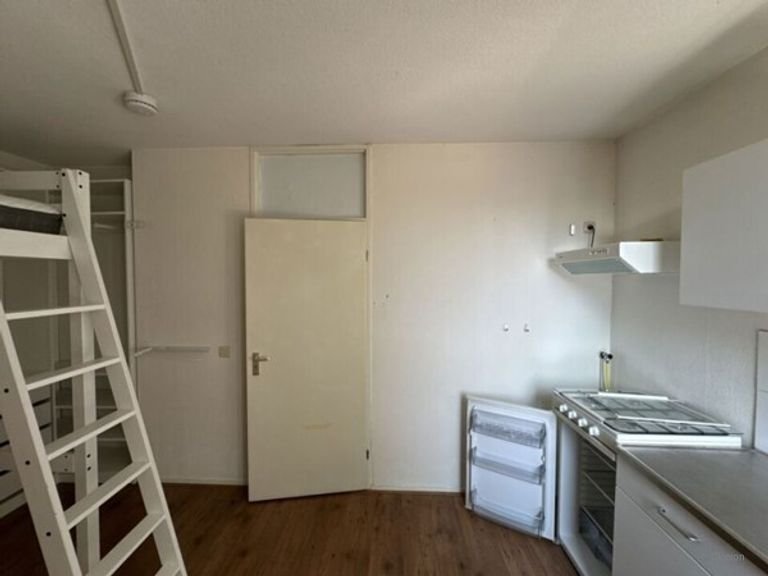 Kamer met eigen keuken in hartje stad - Afbeelding 3