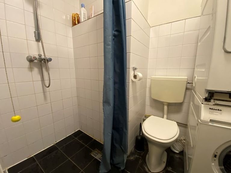 Kamer met eigen keuken in hartje stad - Afbeelding 6