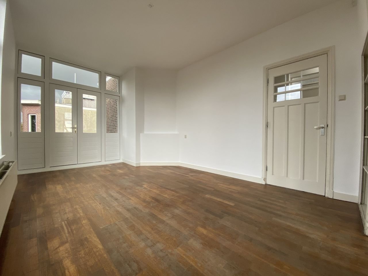 Licht 4-kamer hoekappartement met 3 balkons - Afbeelding 6