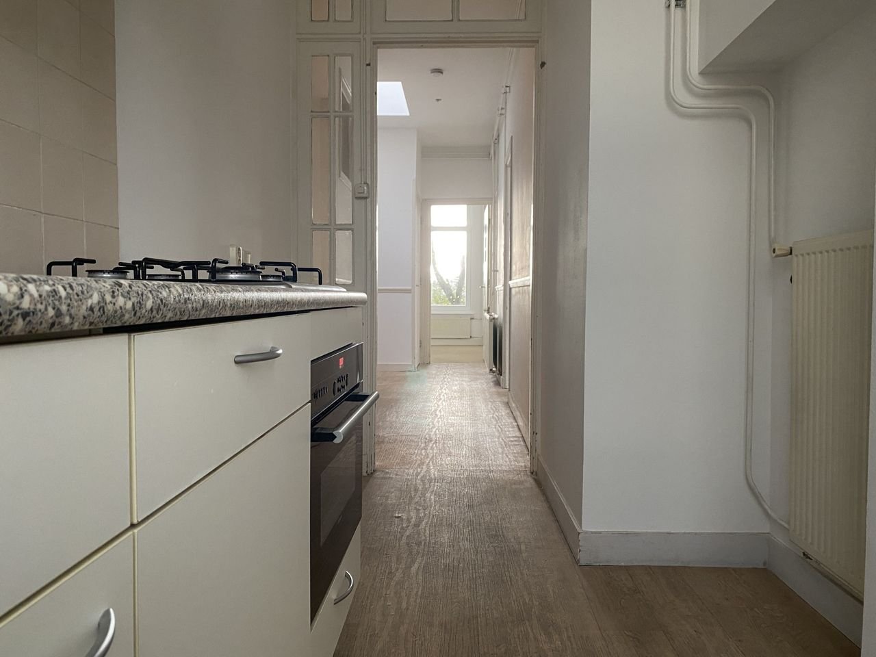 Licht 4-kamer hoekappartement met 3 balkons - Afbeelding 14