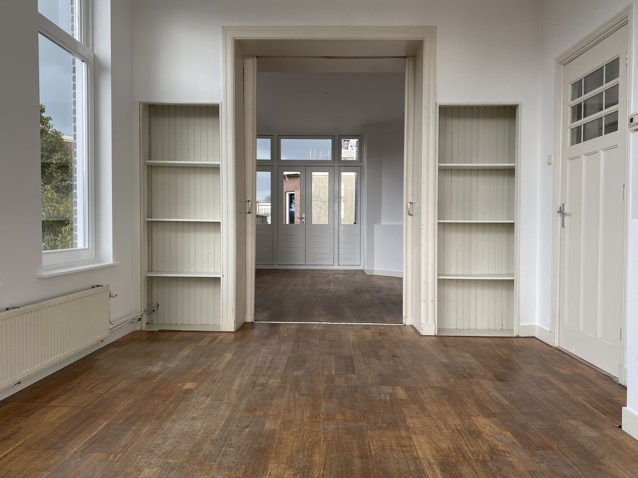 Licht 4-kamer hoekappartement met 3 balkons - Afbeelding 3