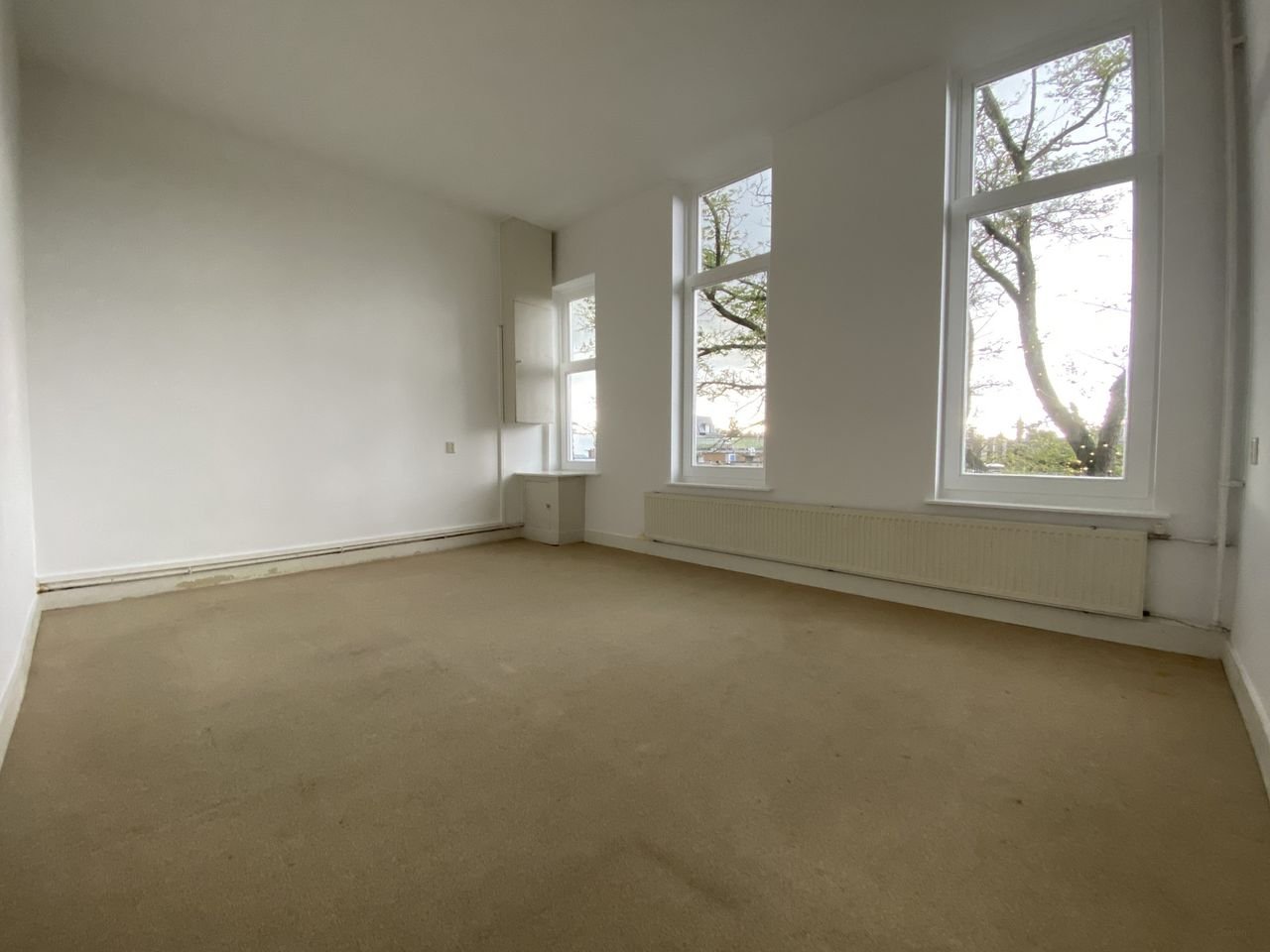 Licht 4-kamer hoekappartement met 3 balkons - Afbeelding 9