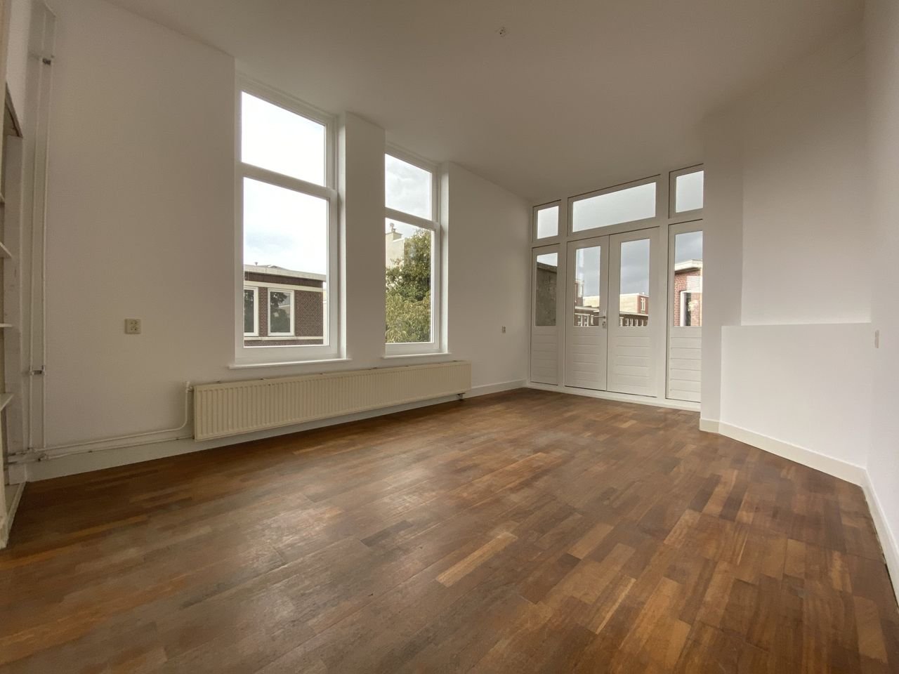 Licht 4-kamer hoekappartement met 3 balkons - Afbeelding 5