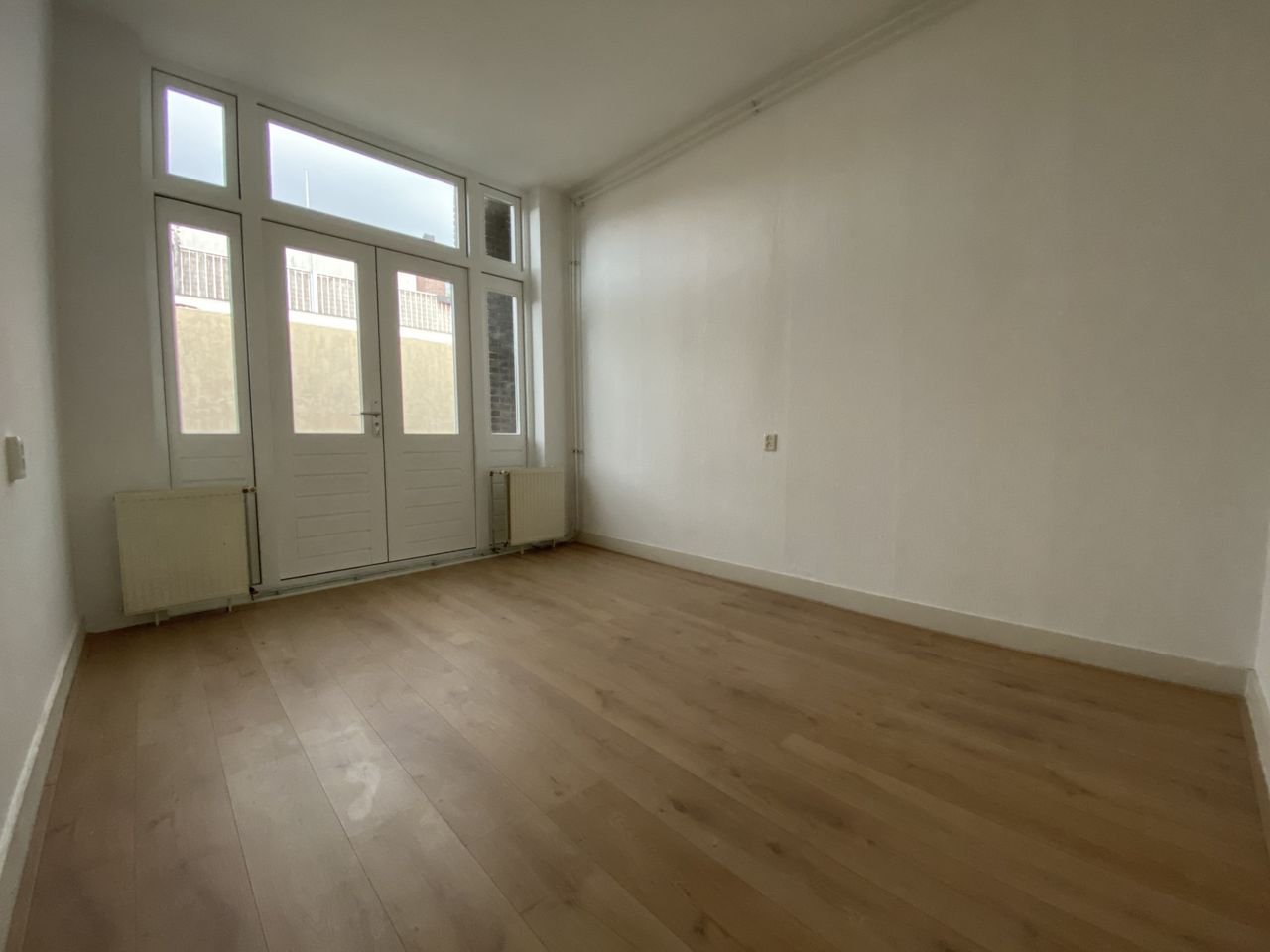 Licht 4-kamer hoekappartement met 3 balkons - Afbeelding 18