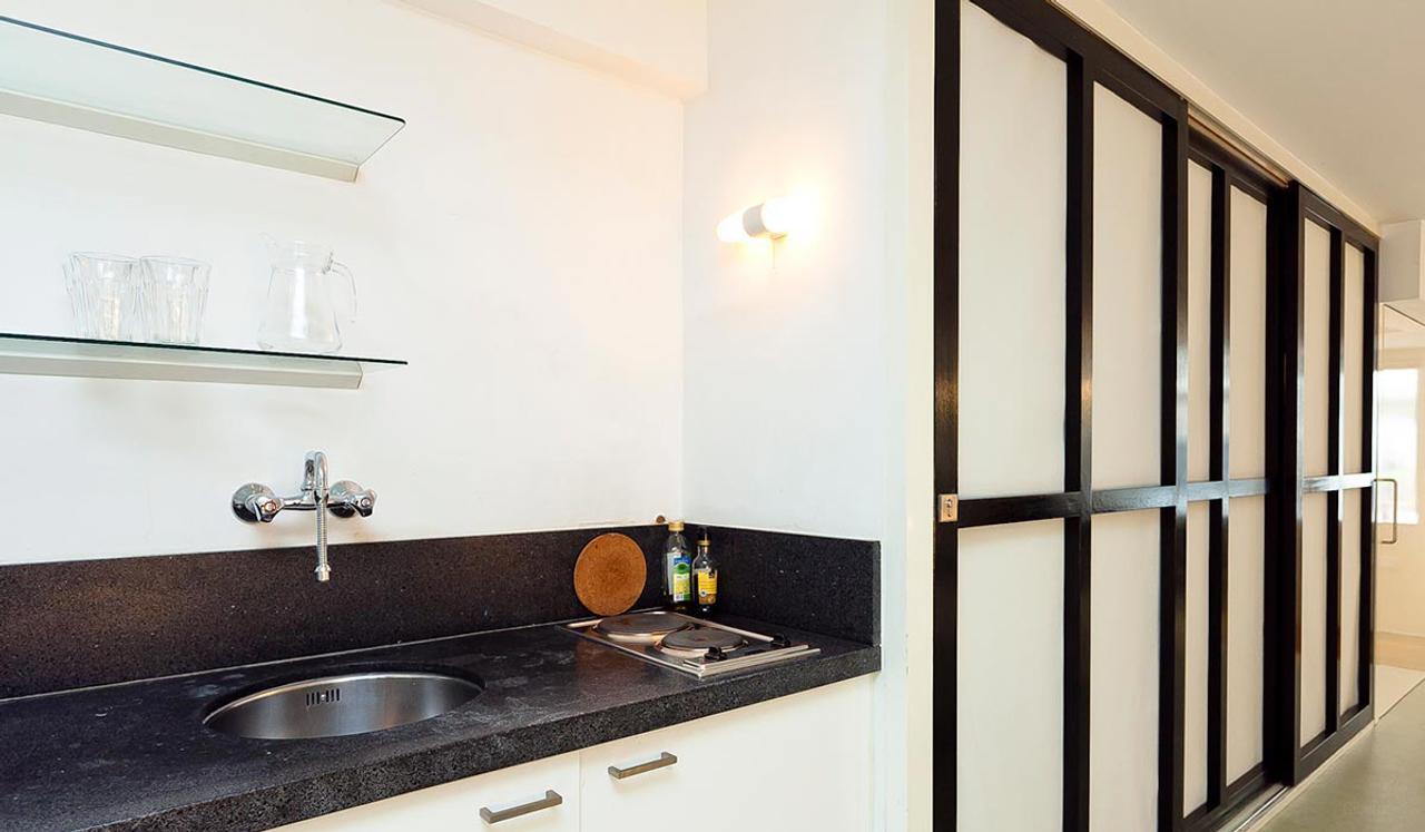 Gemeubileerde studio van 49 m² in hartje Amsterdam - Afbeelding 3