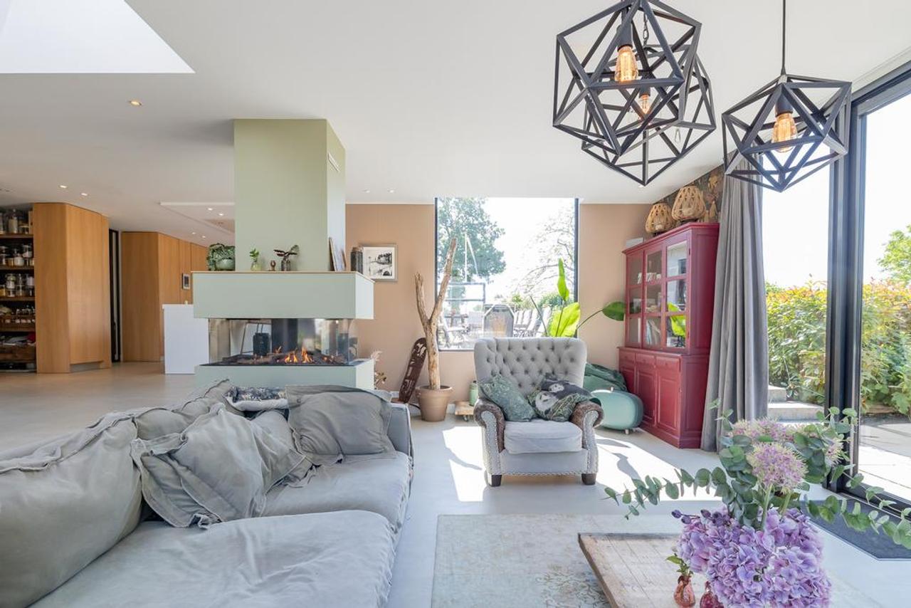 Spacious villa with large garden in Muiderberg - Image 32