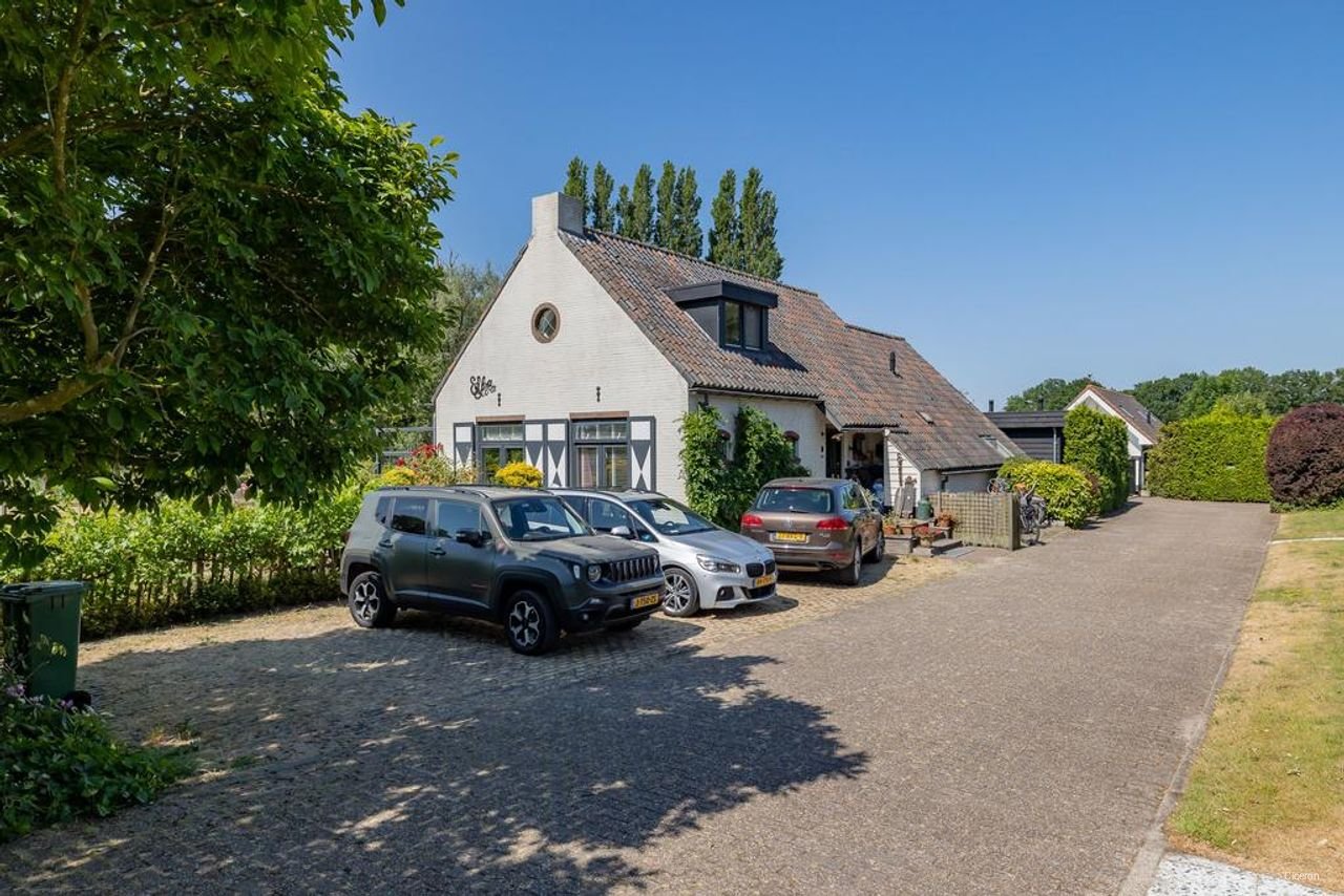 Royale villa met grote tuin in Muiderberg - Afbeelding 12