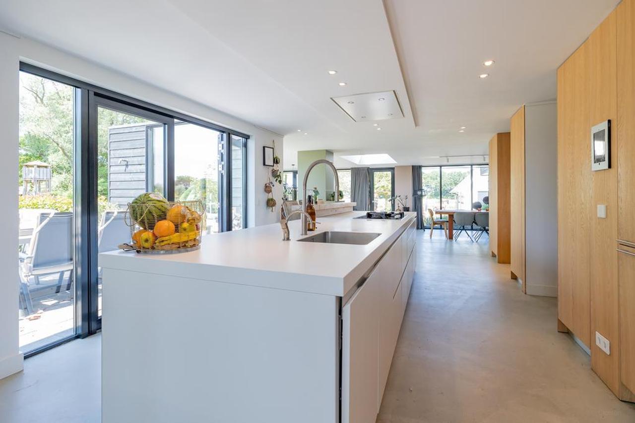 Spacious villa with large garden in Muiderberg - Image 29