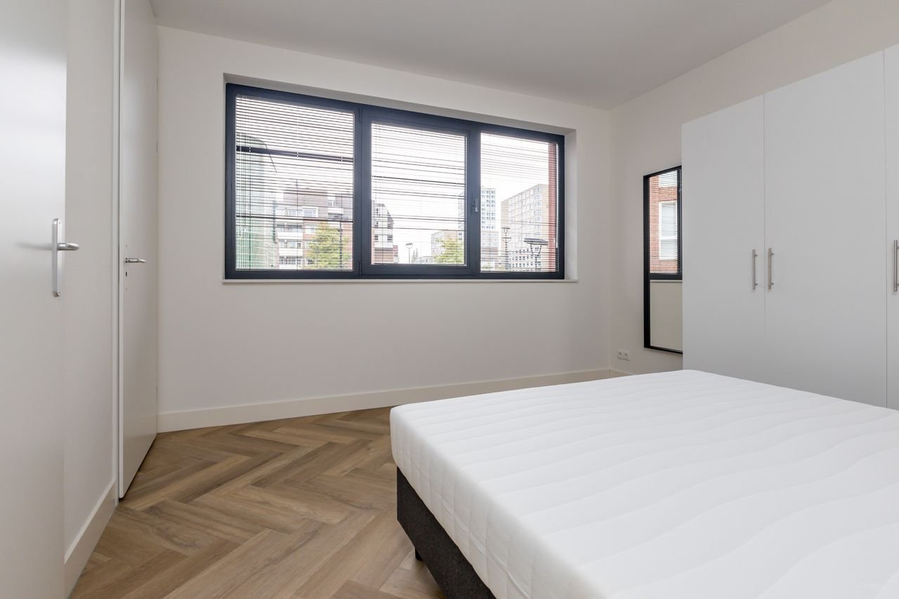 Modern short-stay appartement met tuin aan de Spoorlaan - Afbeelding 5