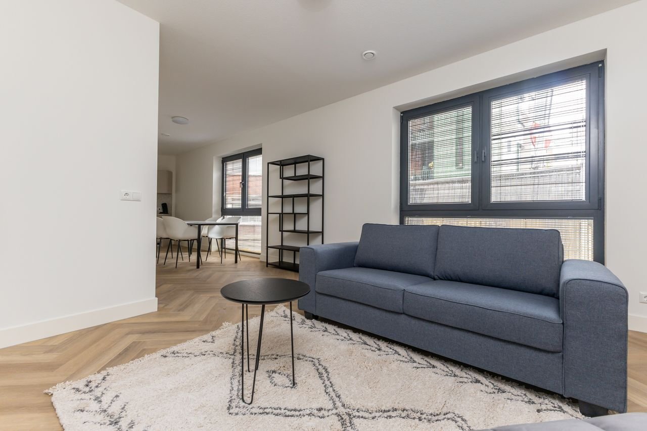 Modern short-stay appartement met tuin aan de Spoorlaan - Afbeelding 2