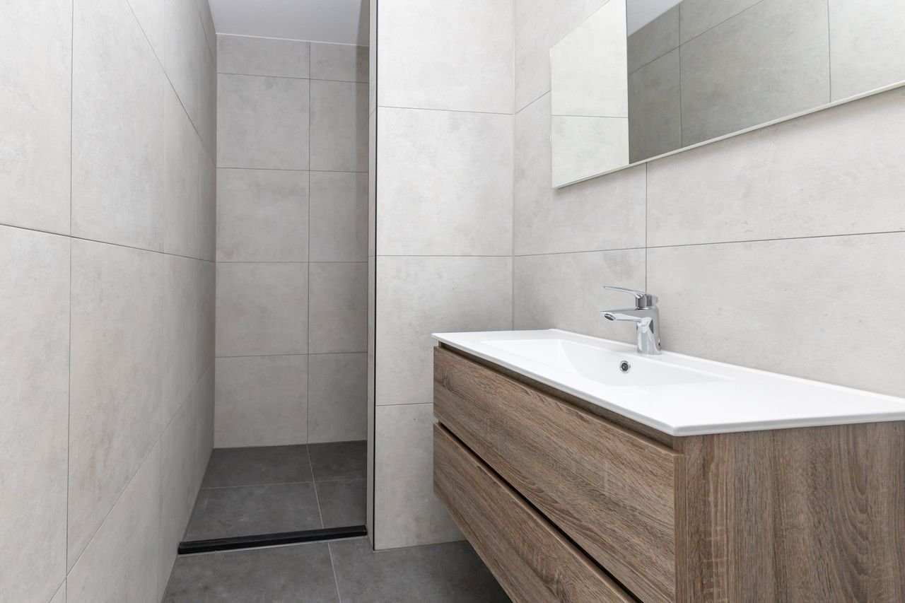 Fully furnished apartment with garden - Image 5