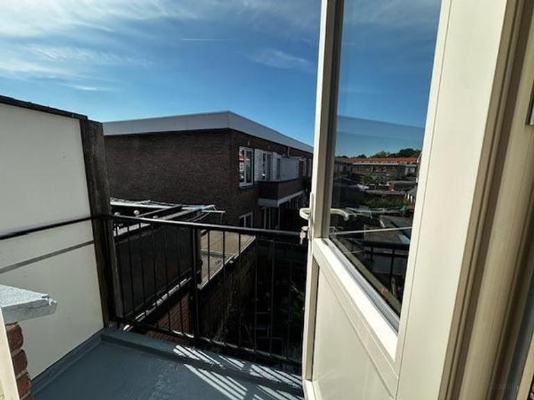 Renovated duplex with 3 bedrooms - Image 8