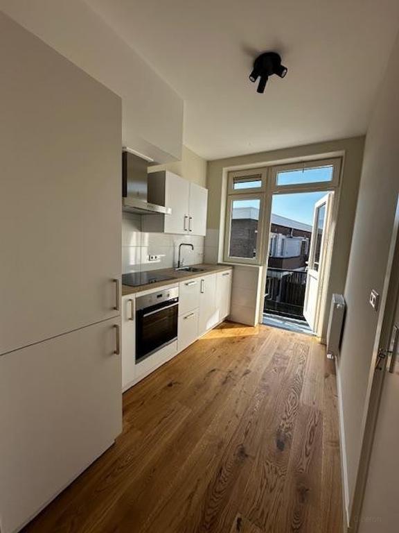 Renovated duplex with 3 bedrooms - Image 10