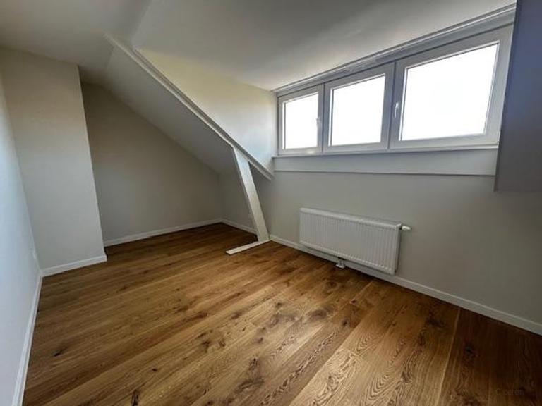 Renovated duplex with 3 bedrooms - Image 14