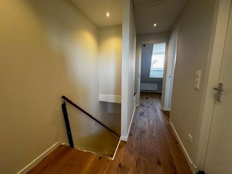 Renovated duplex with 3 bedrooms - Image 28