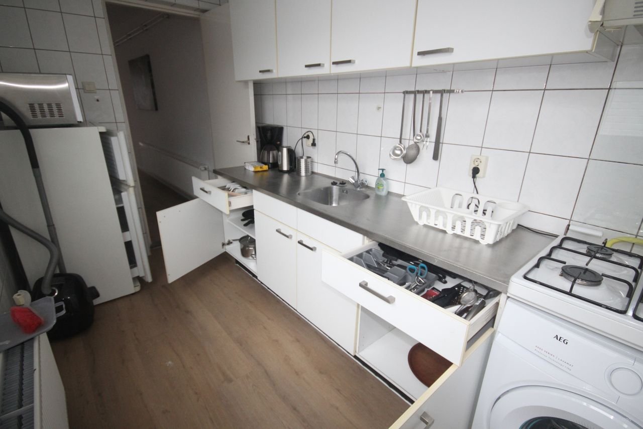 Ground floor apartment with garden near Zijlpoort - Image 10