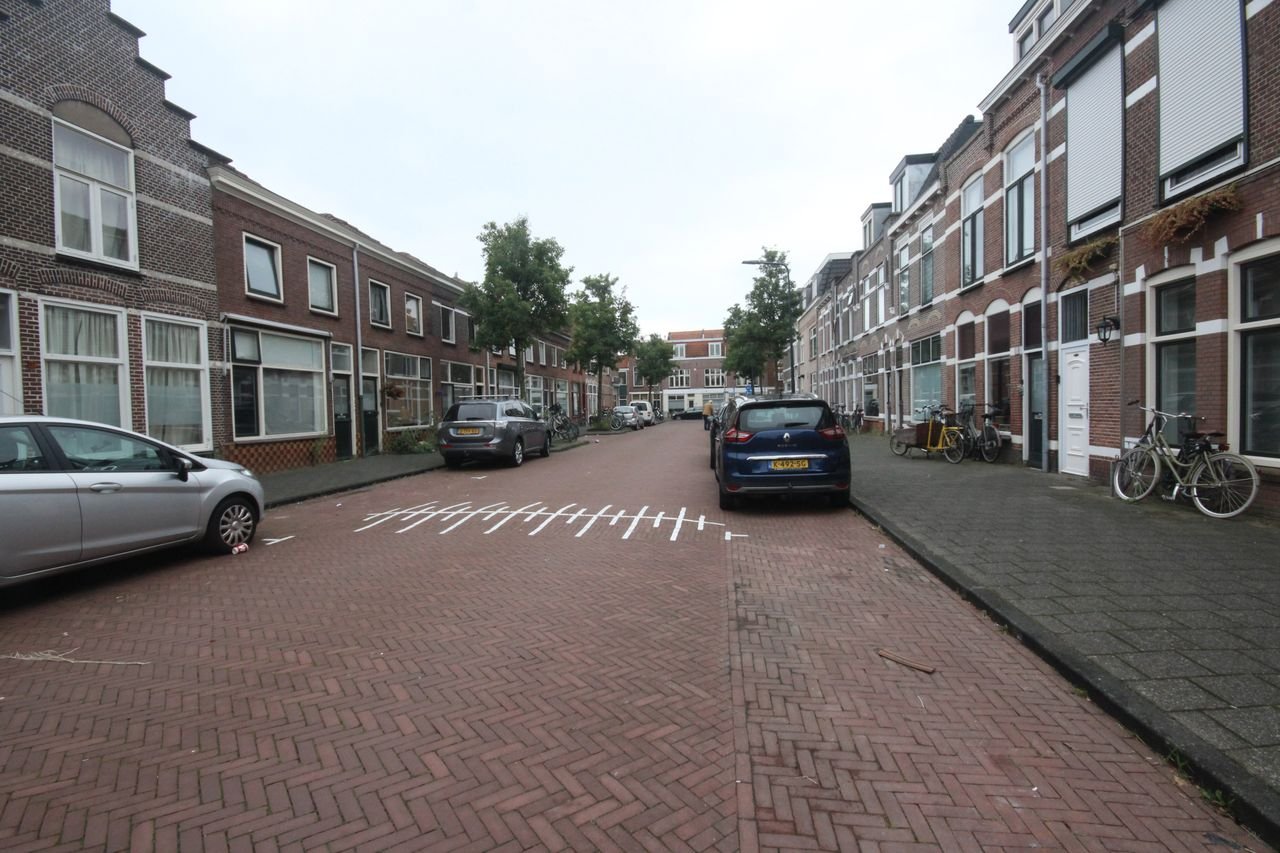 Ground floor apartment with garden near Zijlpoort - Image 20