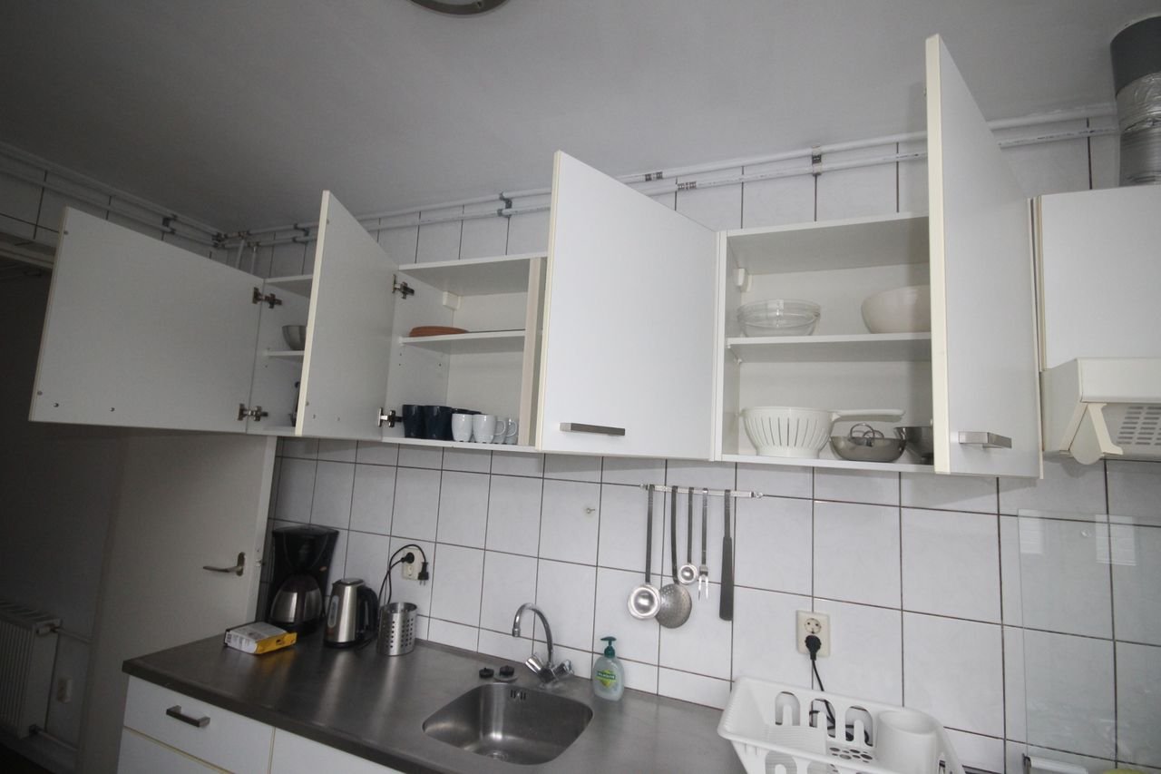 Ground floor apartment with garden near Zijlpoort - Image 9