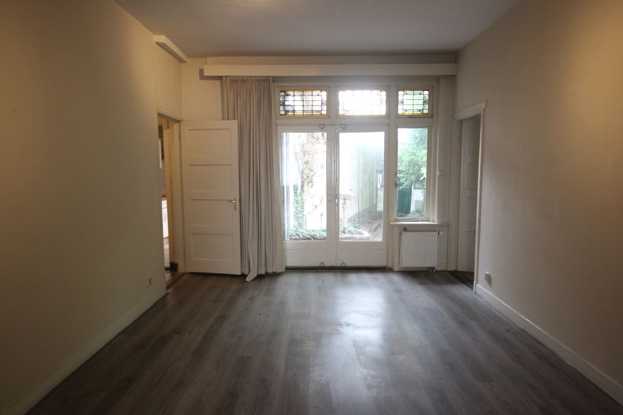 Ground floor apartment with deep garden in Meerburg - Image 15