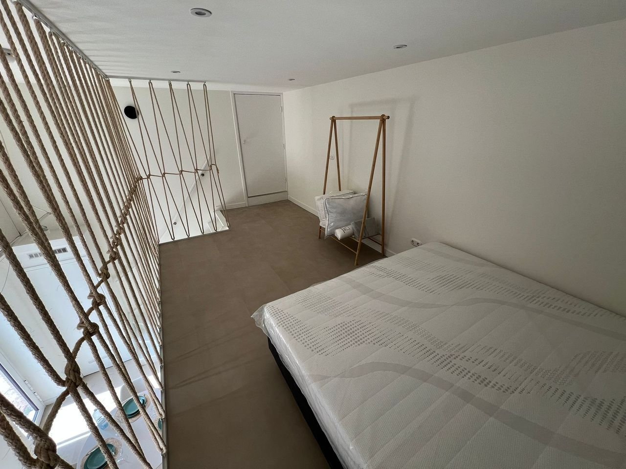 Modern short-stay appartement Noordeinde - Afbeelding 9