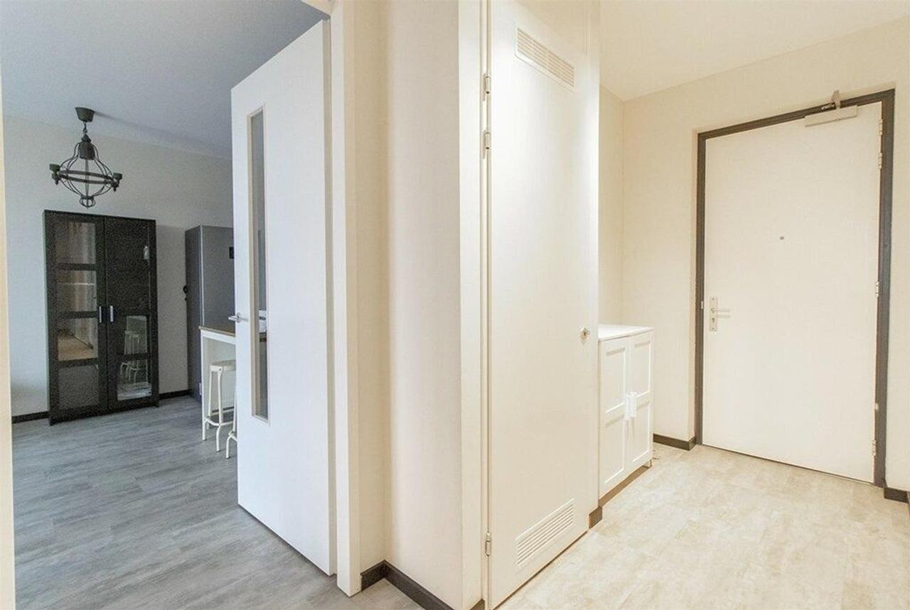 Gemeubileerd 3-kamerappartement met parkeerplaats - Afbeelding 13