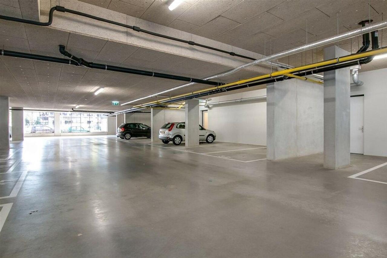 Gemeubileerd 3-kamerappartement met parkeerplaats - Afbeelding 15