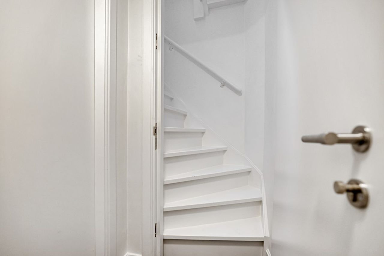 Gerenoveerde studio: Zicht op de Waag - Afbeelding 20