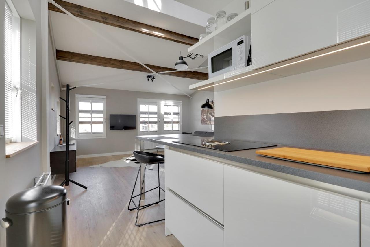 Furnished short-stay loft in Veldhoven-Dorp - Image 6