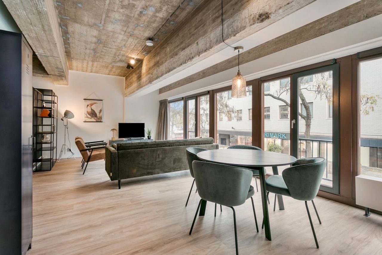 Luxury short-stay apartment in Eindhoven city center - Image 12