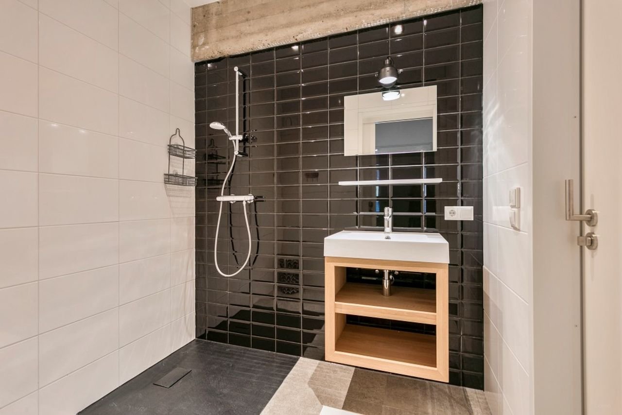 Luxury short-stay apartment in Eindhoven city center - Image 21